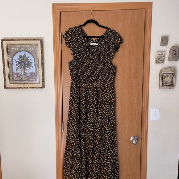 The Bodie Dress in Passionfruit Floral - Picture 8 of 16